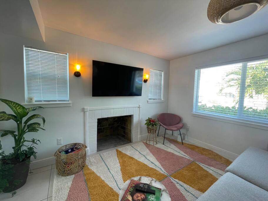 Jungle Cottage With Luxury Pool, Hot Tub And More! レイク・ワース エクステリア 写真